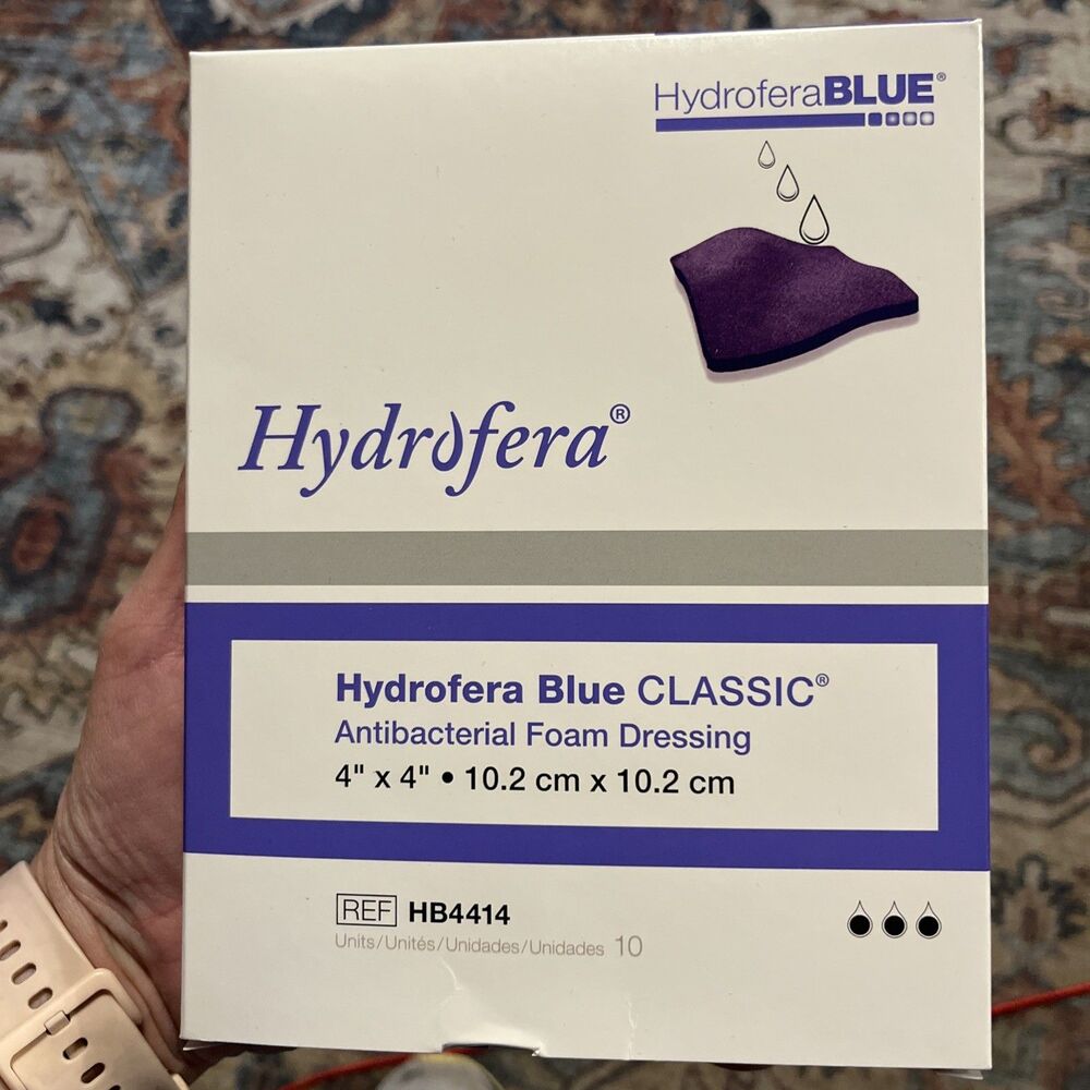 Box of 10 - Hydrofera Blue Classic 4" x 4" Foam Dressings - HB4414 - Exp 2030
